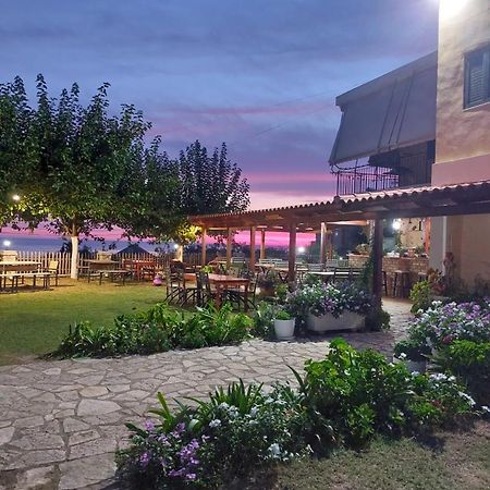 Hotel Agrotourism Himara Exterior foto
