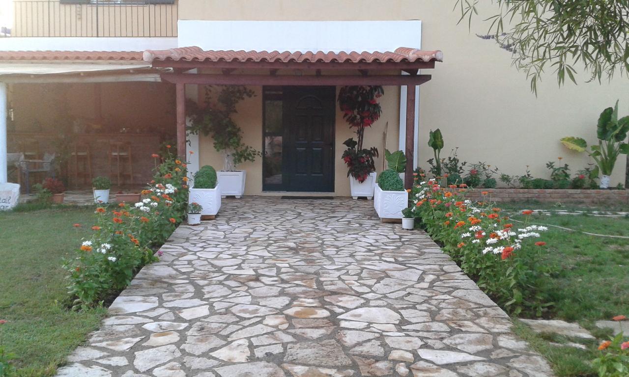 Hotel Agrotourism Himara Exterior foto